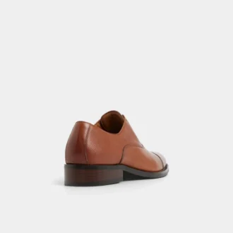 Reece Oxford shoe