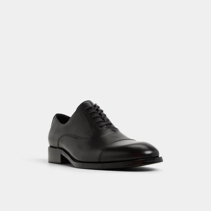 Reece Oxford shoe