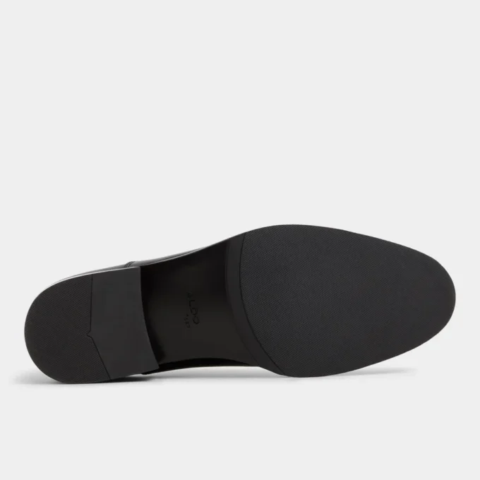 Reece Oxford shoe