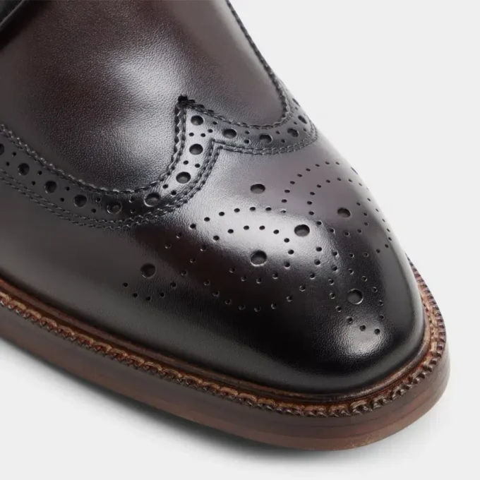Ricio Brogue lace-up shoe