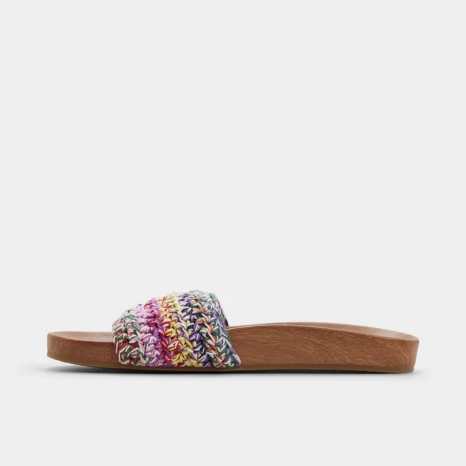 Rooted Footbed sandal, Footbed sandal