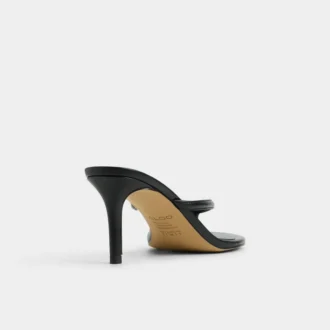 Skip Heeled thong sandal