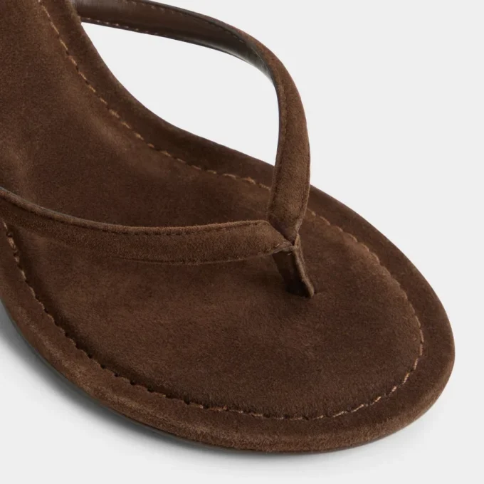 Skipp Heeled thong sandal