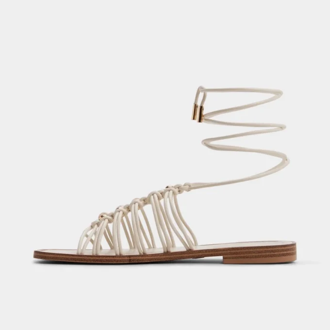 Unoma Strappy flat sandal Unoma Strappy flat sandal