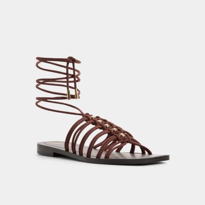 Unoma Strappy flat sandal