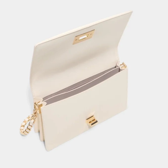 Vyviiennee Crossbody bag Vyviiennee Crossbody bag